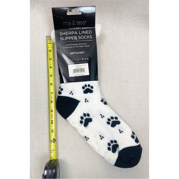 Mia & Tess Slipper Socks NWT - Picture 3 of 3